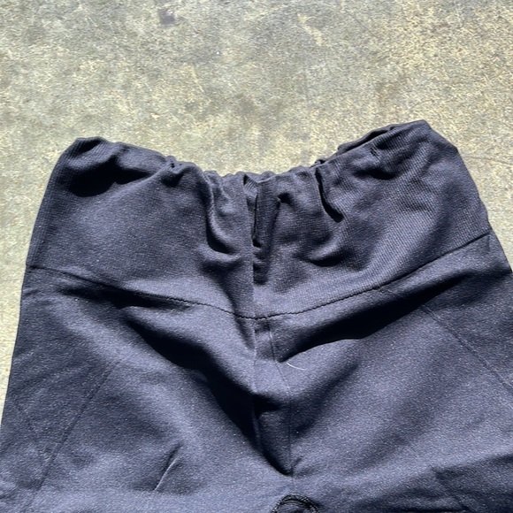 Athleta capri legging all black - Picture 3 of 8